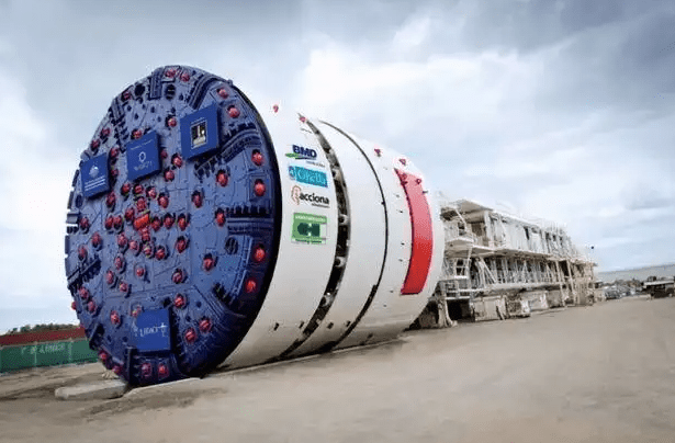 （圖：盾構機運作系統(tǒng)）