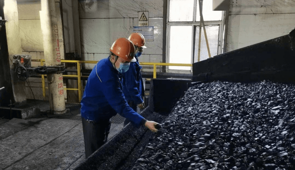 （圖：洗煤廠浮選消泡劑的作用）