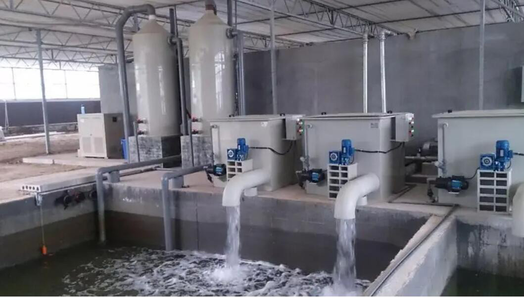 （圖：冷卻塔循環水起泡南輝水處理消泡劑應用）