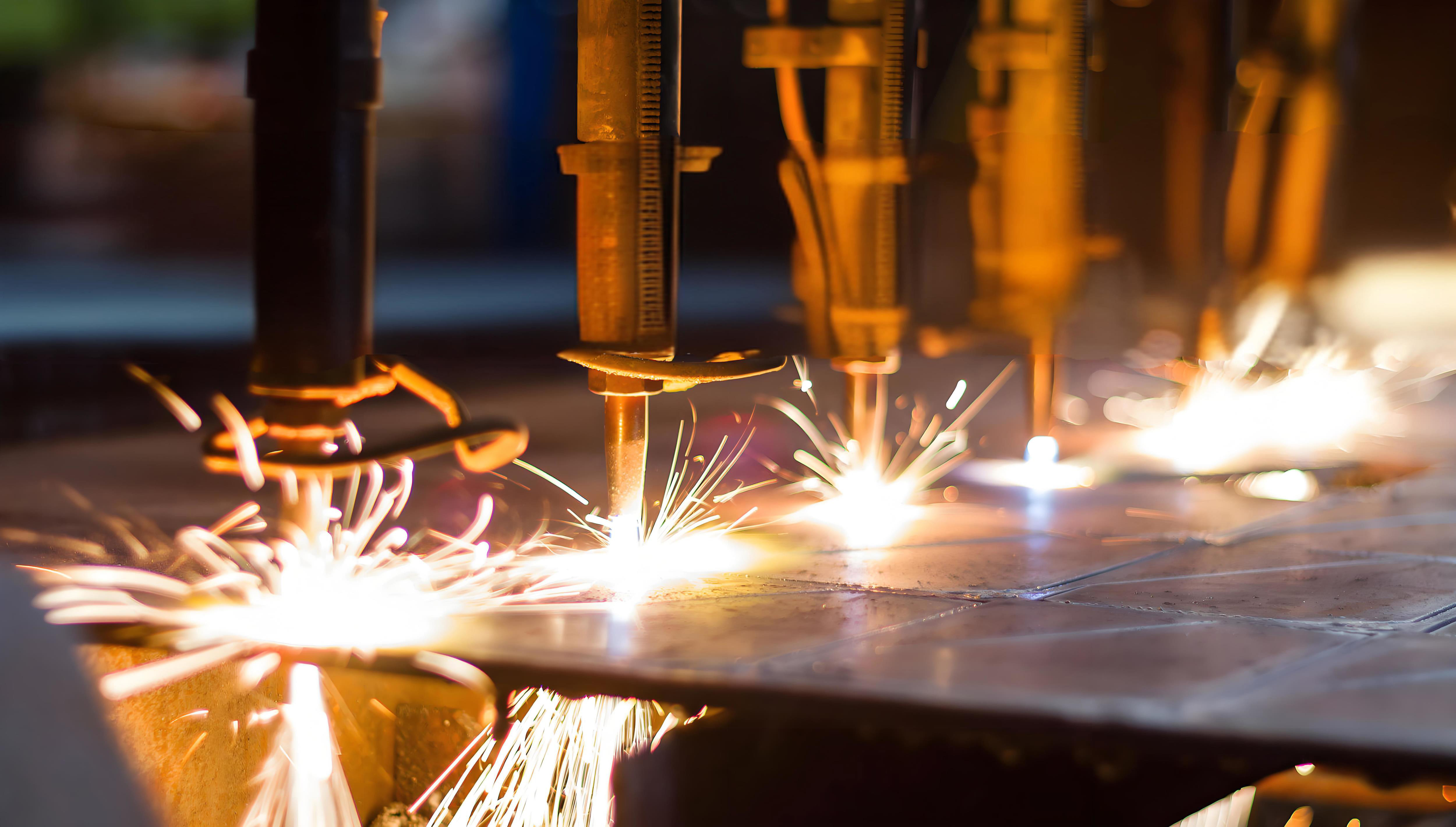 線(xiàn)切割現(xiàn)場(chǎng)