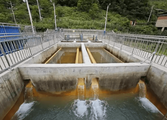 （煤礦水處理消泡劑應用場景）